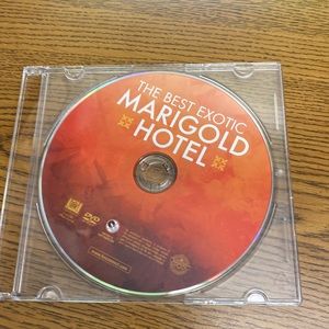 EUC DVD 🌿🌼The Best Exotic Marigold Hotel, no original case🌿🌼